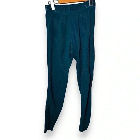 Women’s Nike PRO  Hyperwarm Velour Tights BV5562-347 Midnight Teal S - Picture 3 of 8
